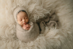 newborn photographer near me, toronto newborn photography, maternity photographer toronto, pregnancy photoshoot